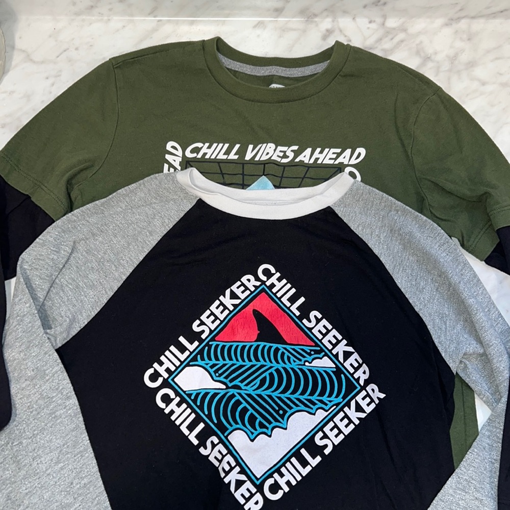 Boy’s Old Navy long sleeve t-shirts